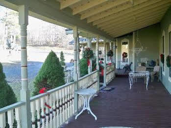 The Washington Irving Inn Tannersville Екстериор снимка