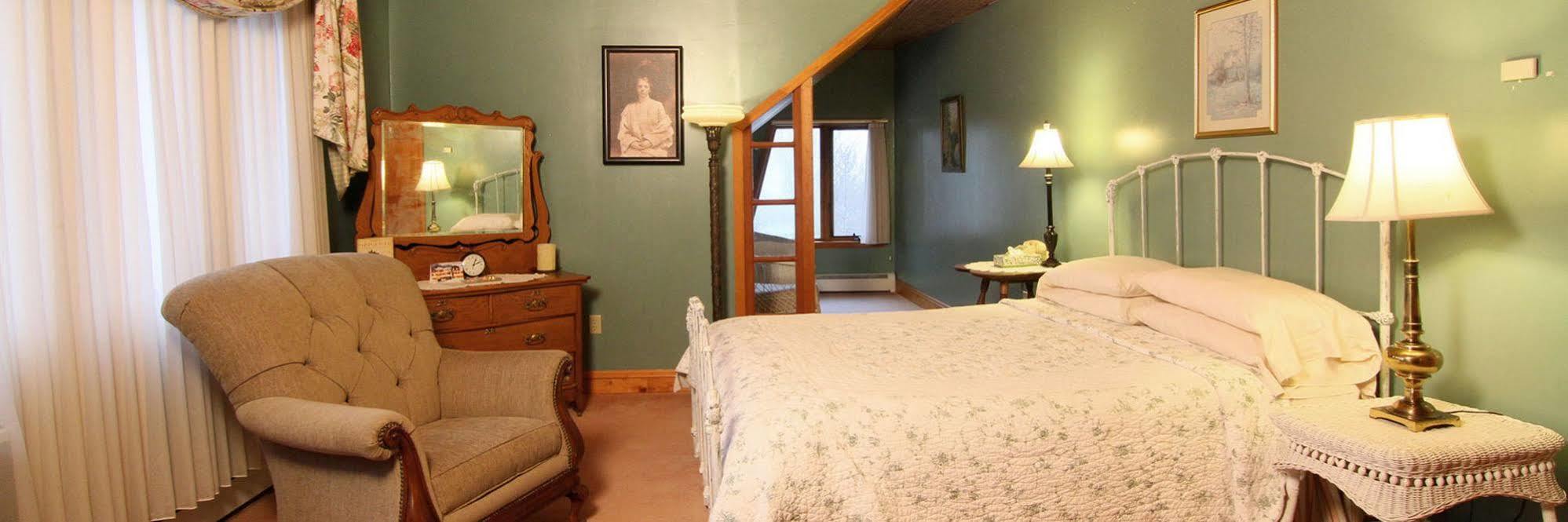The Washington Irving Inn Tannersville Екстериор снимка