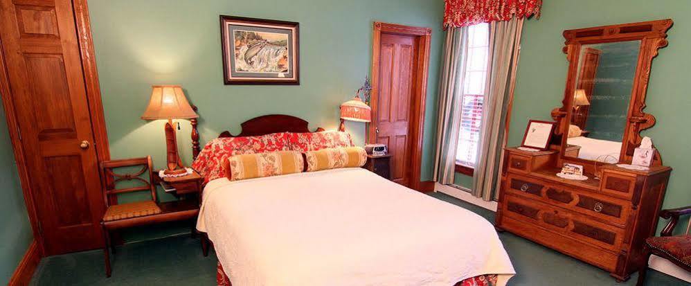 The Washington Irving Inn Tannersville Екстериор снимка